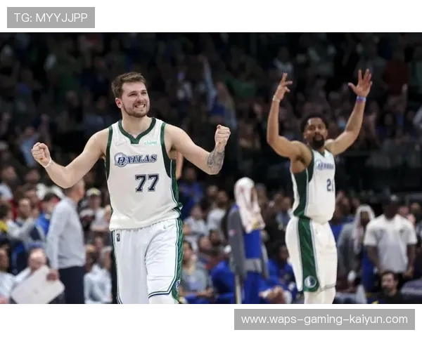 达拉斯独行侠进攻发起，卢卡东契奇连续策动